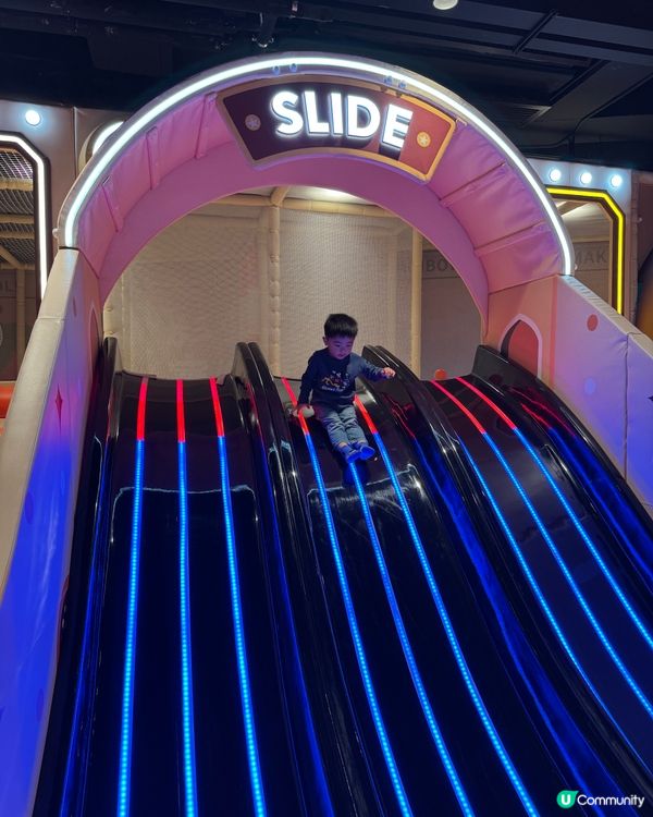 九龍灣狂放電⚡️既partyhouse