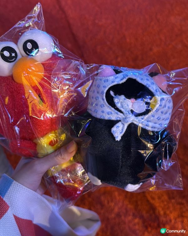 AIA嘉年華，黑貓公仔表情💯！