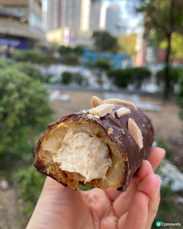 油麻地人氣烘焙店！忌廉筒入手！