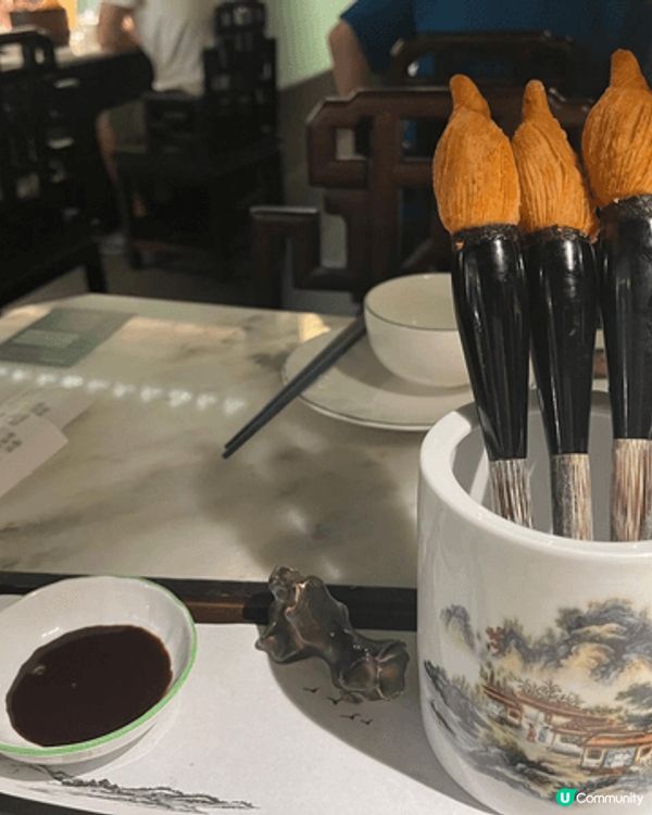 綠茶餐廳，食物造型賣相特別，十分適合打卡，且食物味道不錯，又...