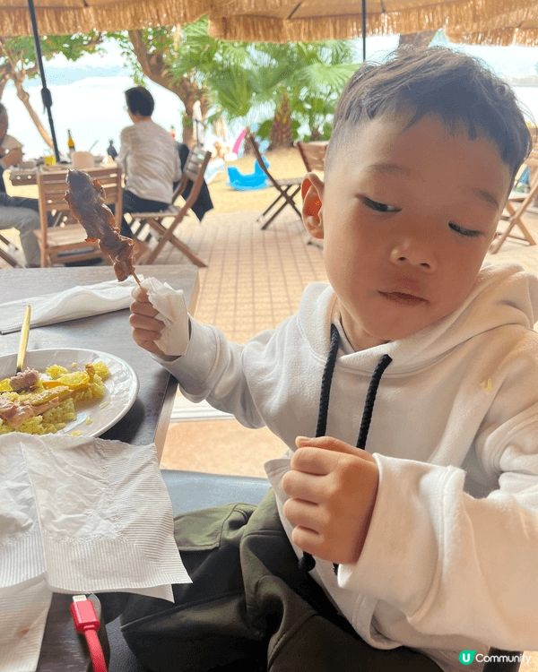 挪亞方舟對出泰國美食「泰．Chill」，一邊欣賞美麗風景，一...
