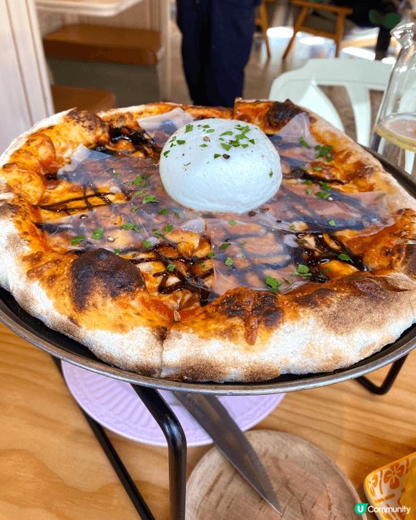 呢間餐廳啲嘢食賣相非常之靚，絕對係打卡必理嘅地方。而且入到嚟...