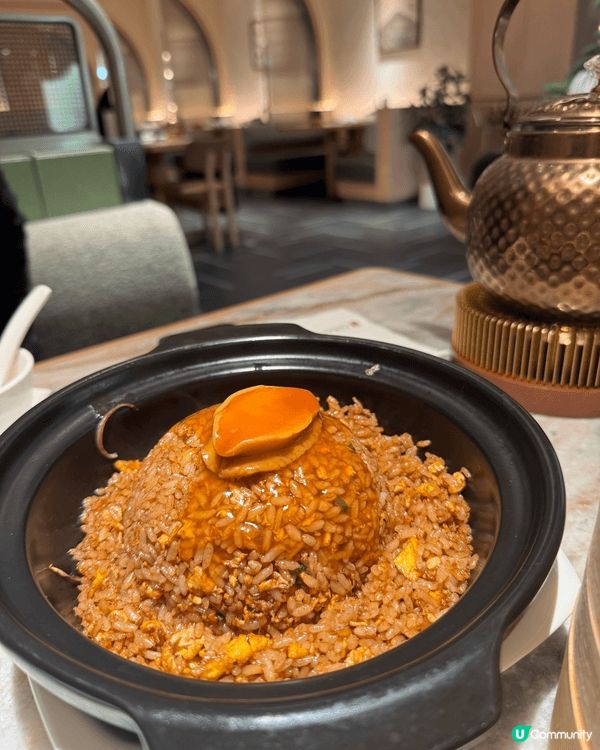 今次去咗樂天皇朝中菜餐廳，推介鮑魚炒飯，米飯粒粒分明，而且味...