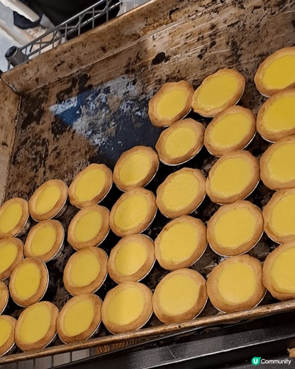 老厝邊的牛三宝有牛根，牛肉和牛肚各一，配上小食花枝丸和甜不辣...