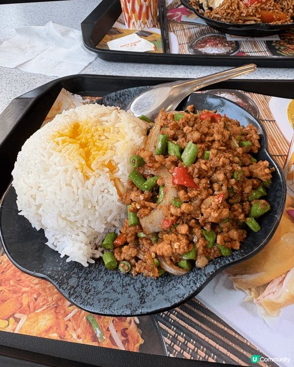 原來旺角熟食街市嘅野食認真好好味呀，我去試咗泰式火車頭炒飯及...