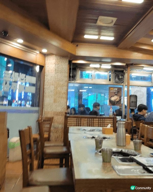韓式韮草煎餅，粉絲牛肉煲配飯，加上一些前菜，豐富温暖，好適合...