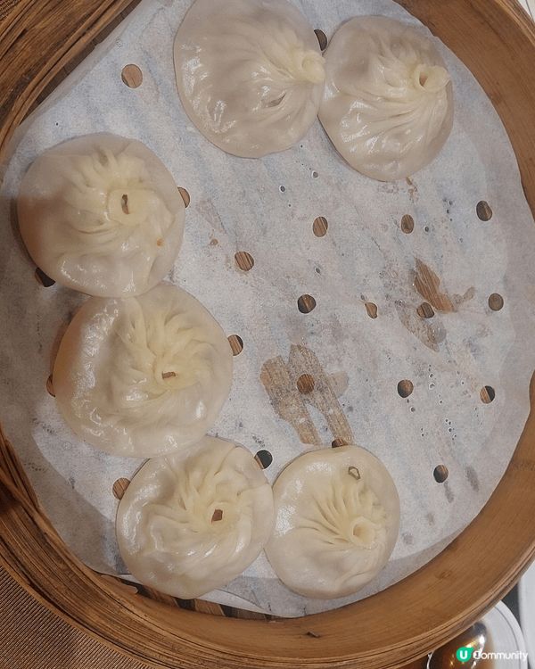 香港老飯店，推介賽螃蟹，肉汁鮮甜細嫩，食落好有層次感。