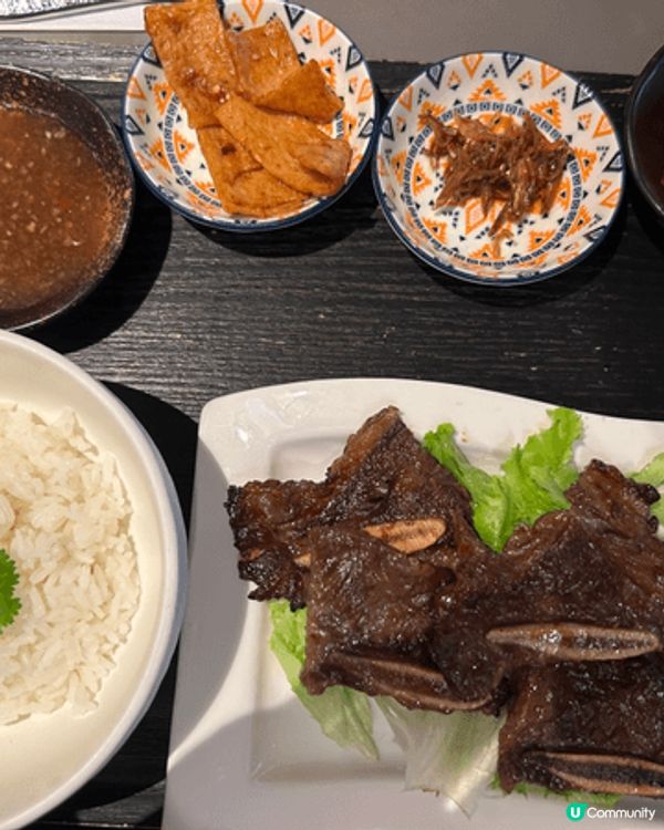 上月同朋友去SAVVY 食lunch semi buffet...