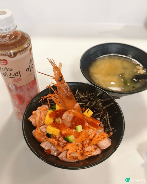 我自己最喜歡食壽司，所以今晚同我去食壽司飯，好新鮮之餘又好味...