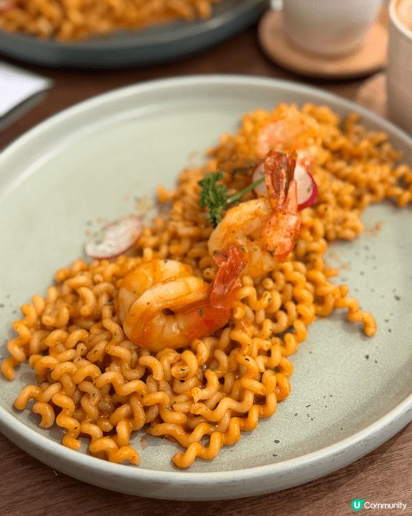 喺openrice見到好多人推鰂魚涌「不苦」嘅龍蝦汁捲捲意粉...