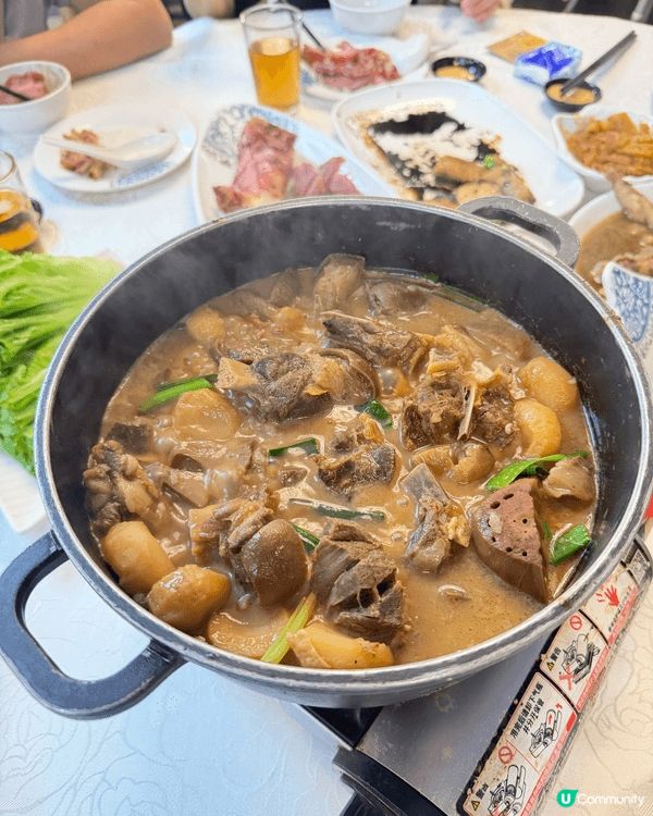 觀塘工廈美食，小城大廚，平靚正$250一大煲羊腩煲，足夠兩個...