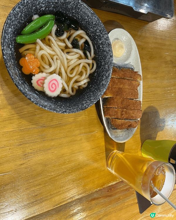 燒咖哩芝士唐揚炸雞飯，炸雞好好味，勁大粒，有驚喜，炸豬扒好普...