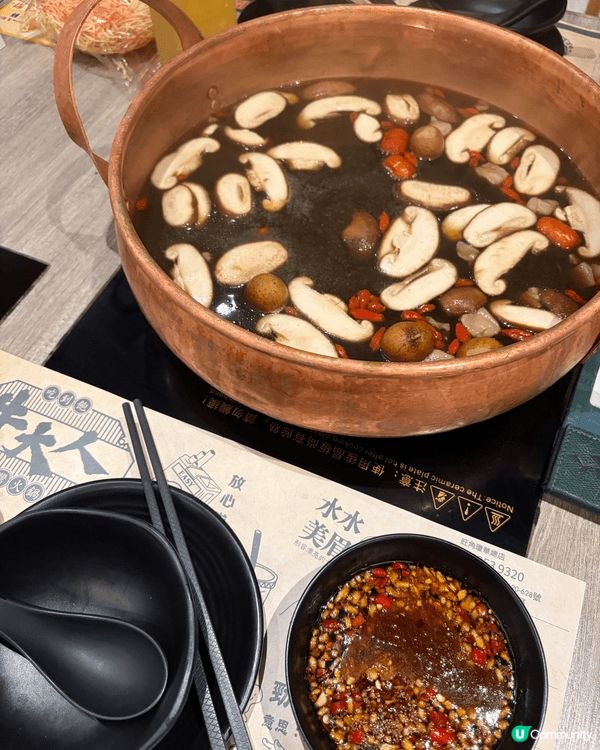 冬天最岩緊係打邊爐，打邊爐我最愛牛大人，因為佢有好多台灣飲料...