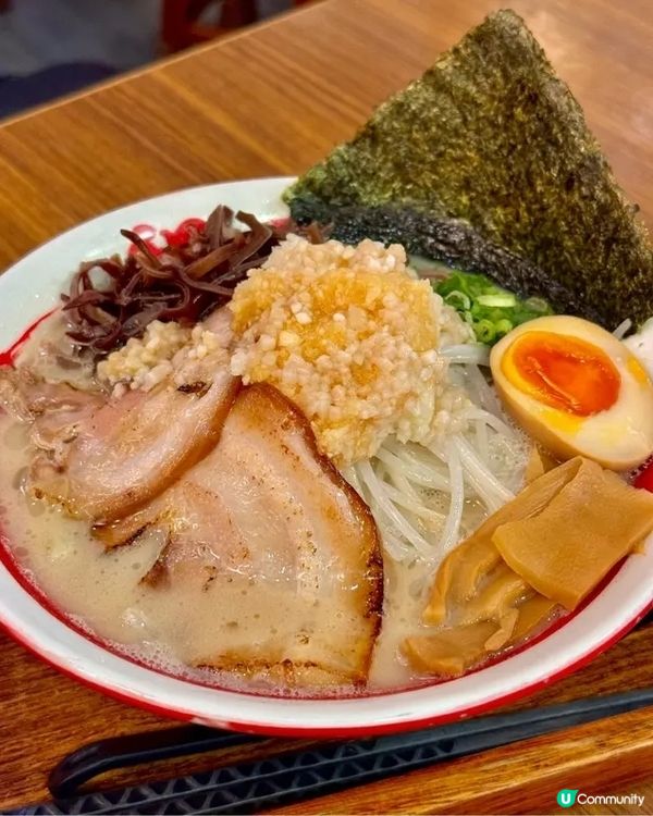 和拉麵：小街裡的日式風味💛