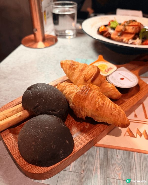 尖沙咀拍拖約會餐廳好選擇，食物靚，環境都靚，野食味道又唔錯，...