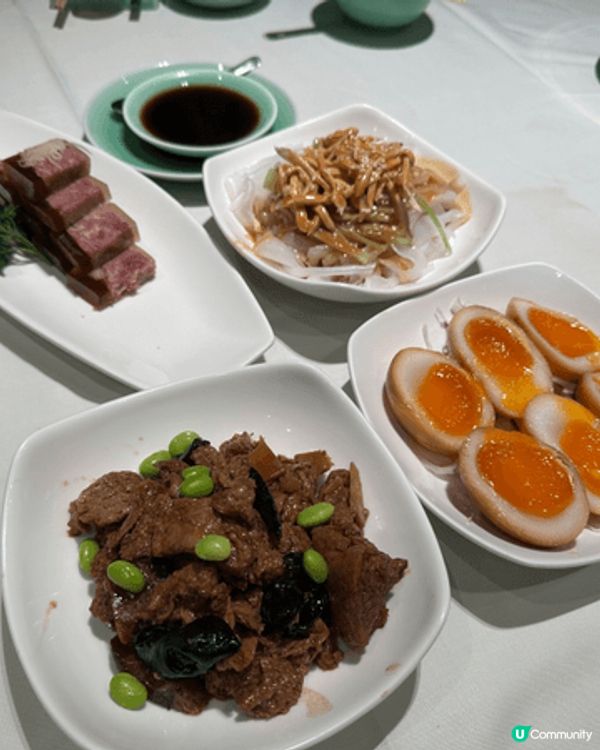 呢間喺灣仔軒尼詩道嘅「浙江軒」中菜，米芝蓮推介食府，佢哋出名...