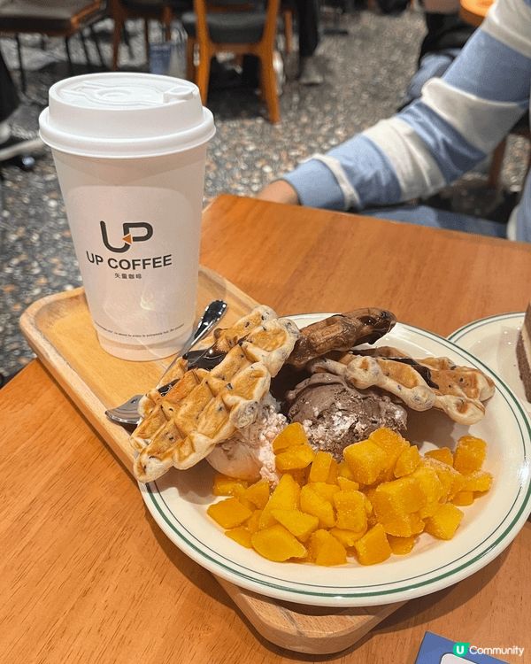 隱藏在深圳書店內的cafe，在西西弗書店內，文青感，點食物/...