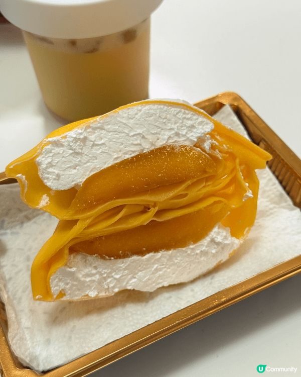 推介荔枝角大街小館，呢間甜品店非常真材實料，原個燉椰皇系列滋...