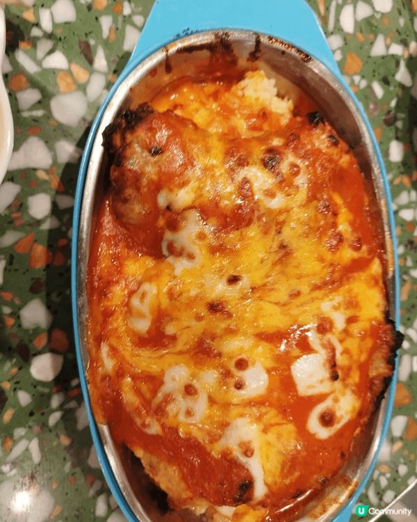 焗豬扒飯、雜扒餐和前菜，價錢$166兩個餐，但是焗豬扒飯是完...