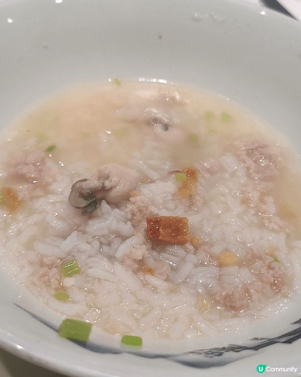 蠔仔粥、糖醋麵、反沙芋和落湯錢是傳統小吃，有地方特色。蠔仔粥...