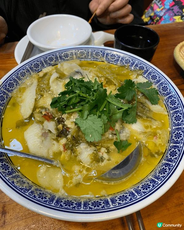 位於荃灣的《醉潮館》，是一間以潮汕風味為主打的餐廳。店內裝潢...