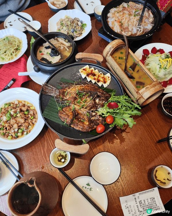 雲南的美食，菌菇種類非常多，而且很新鮮，味道也很好