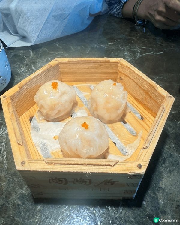 陶陶居是一家著名的廣東點心餐廳，以新鮮的食材和地道的製作工藝...