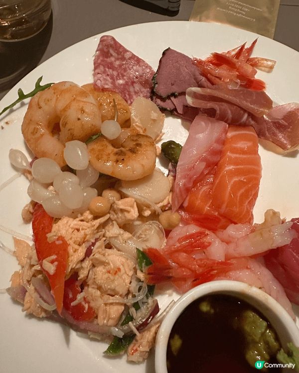 香港文華酒店自助晚餐，食物超新鮮好有水準，連平時唔會食嘅麵包...