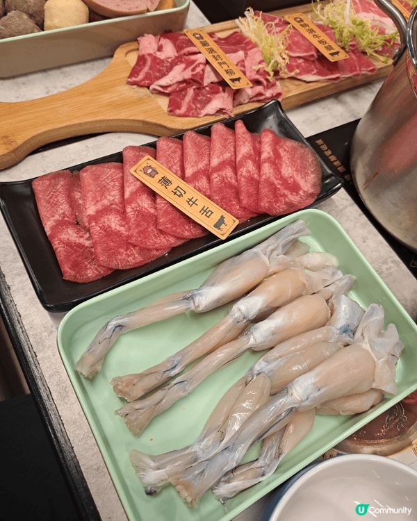 牛火火無限時火鍋放題~配料款式多，牛胸油勁爽牛油香，回味😋雪...