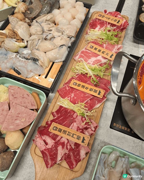 牛火火無限時火鍋放題~配料款式多，牛胸油勁爽牛油香，回味😋雪...