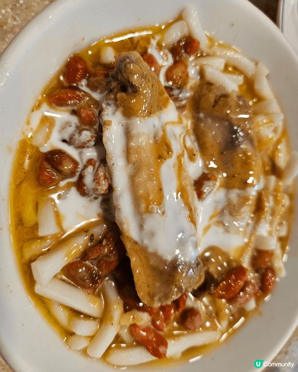 糖水雄嘅甜品好味之餘，份量充足，價錢合理。