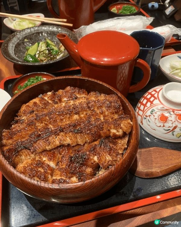 朋友介紹左呢間食鰻魚飯，店名:炭燒鰻富士 ，有幾款套餐可以揀...