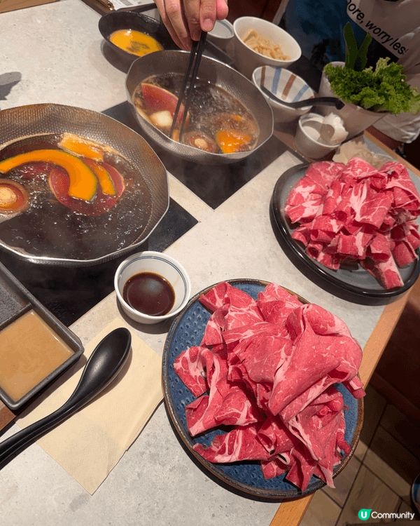 頭兩張是泰國旅遊既美食，泰國價錢平，一杯果汁都係hkd25,...