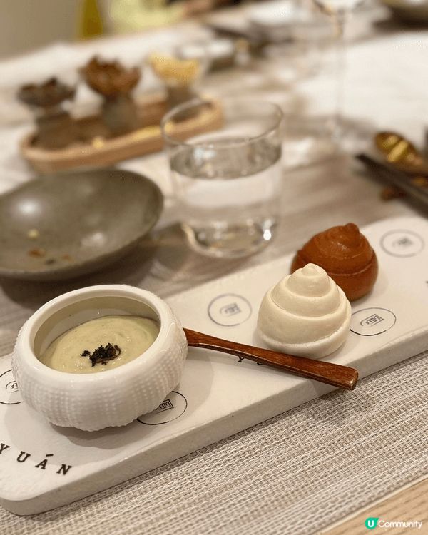 大館對面的素菜fine dinning. 食物水準高，食材特...