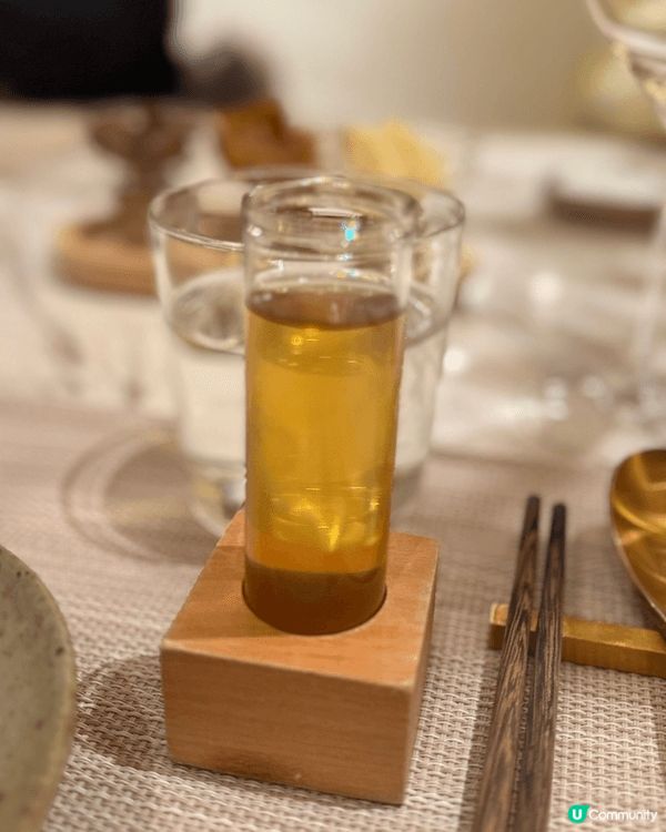 大館對面的素菜fine dinning. 食物水準高，食材特...