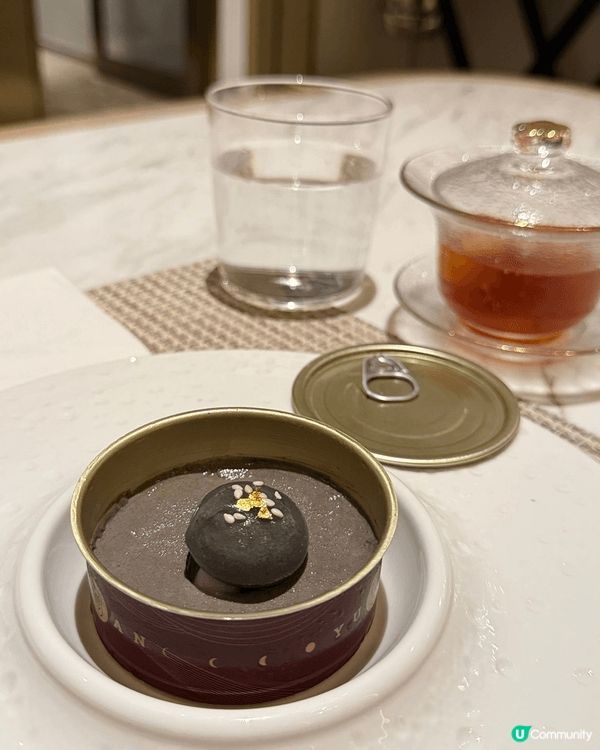 大館對面的素菜fine dinning. 食物水準高，食材特...