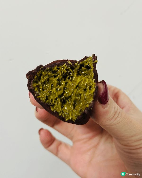 最近試食咗享樂人氣嘅杜拜開心果麻糬Q餅，外軟內脆，開心果味非...