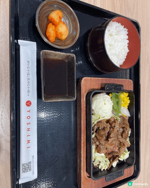 我推薦日本的炸豬扒定食及拉麵，隨便走進日本的一家拉麵店，質素...