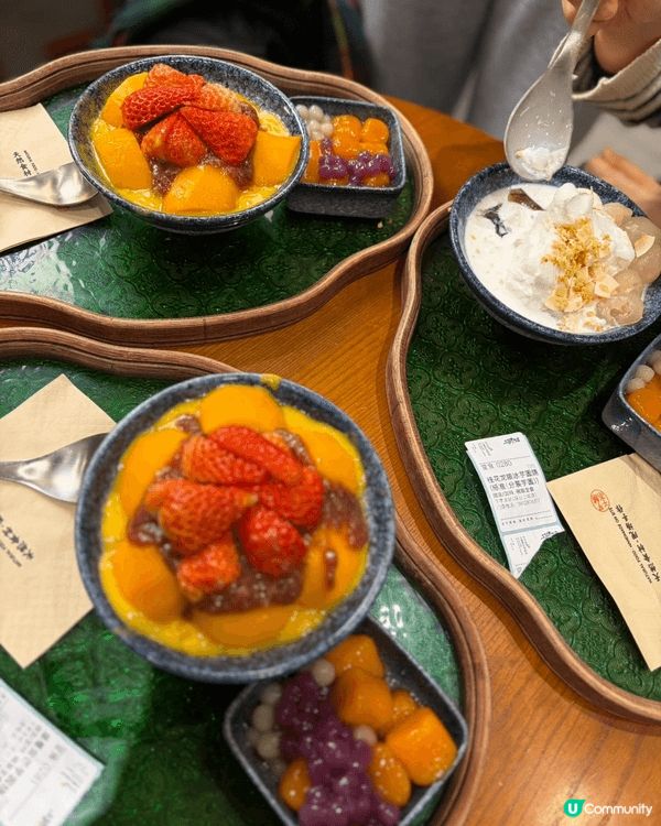 朋友推介美味海鮮甜品，開心share一日美食遊。好好亨受。利...