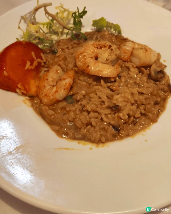太子紅橋餐廳，舖頭細細，食客不斷進出，座位常滿，這樣就知道食...