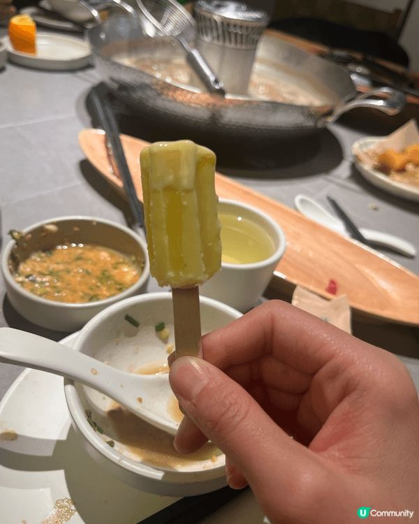 係上海既大邊爐店 左庭右院 150都唔使 飽肚走 d牛仲要好...