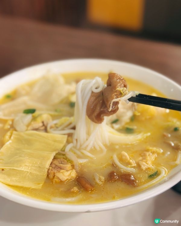 灣仔QRE Plaza好多嘢食,呢間米線晏晝超多人幫襯
