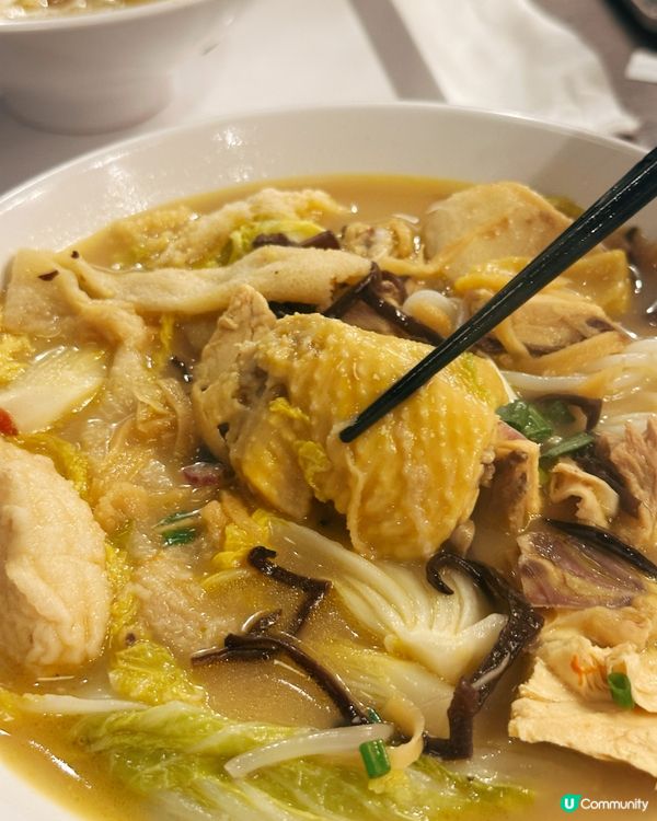 灣仔QRE Plaza好多嘢食,呢間米線晏晝超多人幫襯