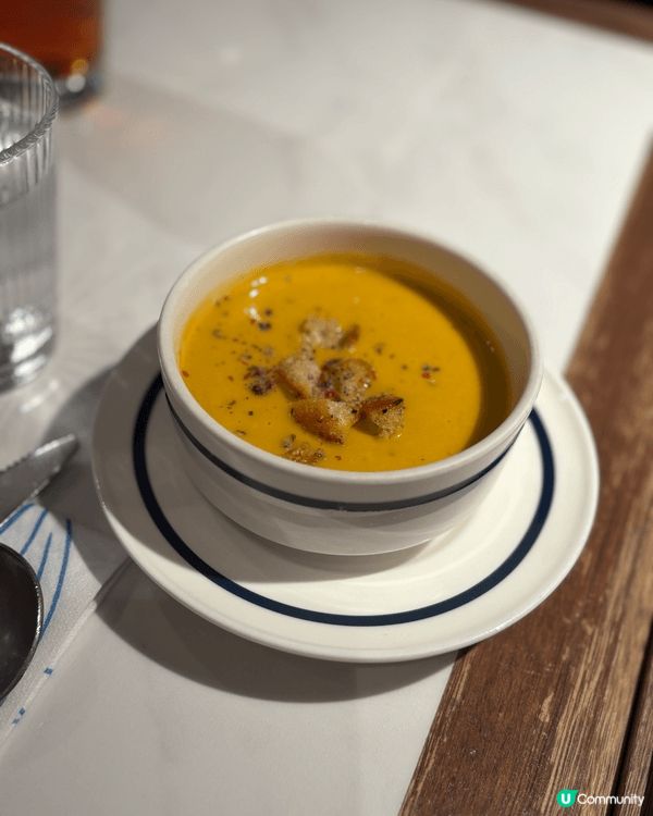 Bakehouse以烘焙聞名，其菜品選用高品質食材，搭配傳統...