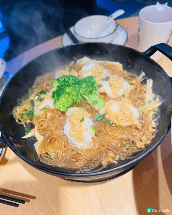 一家人開心聚餐時刻，今次揀左食太二酸菜魚，上菜又快又好食，7...