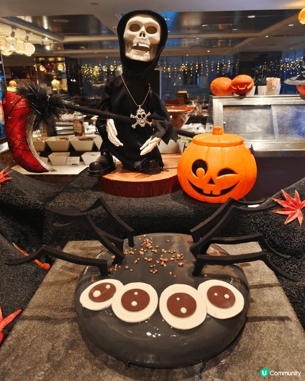 喜來登自助餐食物豐富裝修別緻， 有生蠔龍蝦皇帝蟹等選擇 和原...