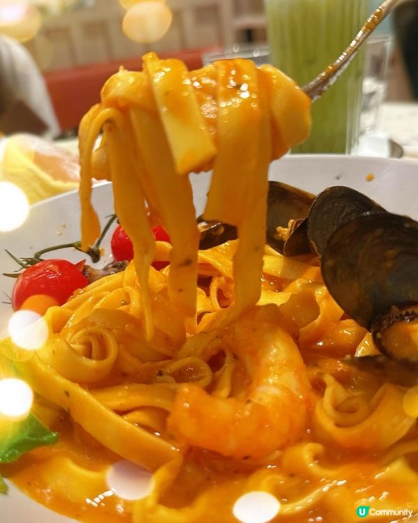 游完水肚餓？食返個梳乎厘先！😋