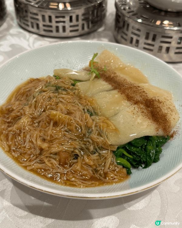 屋企人新年去旅行，提早食團年飯，揀左旺角希爾頓花園酒店中菜廳...