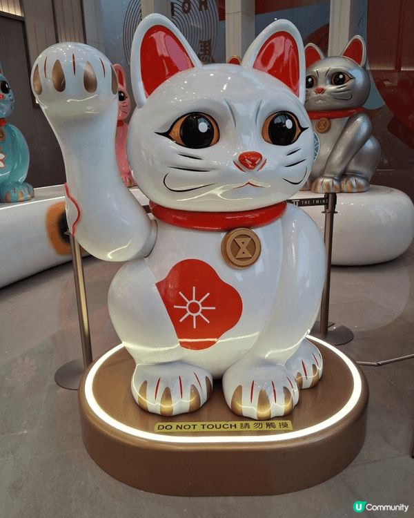 啟德SOGO的五色超財貓象徵著多方面的好運與祝福。每一隻財貓...