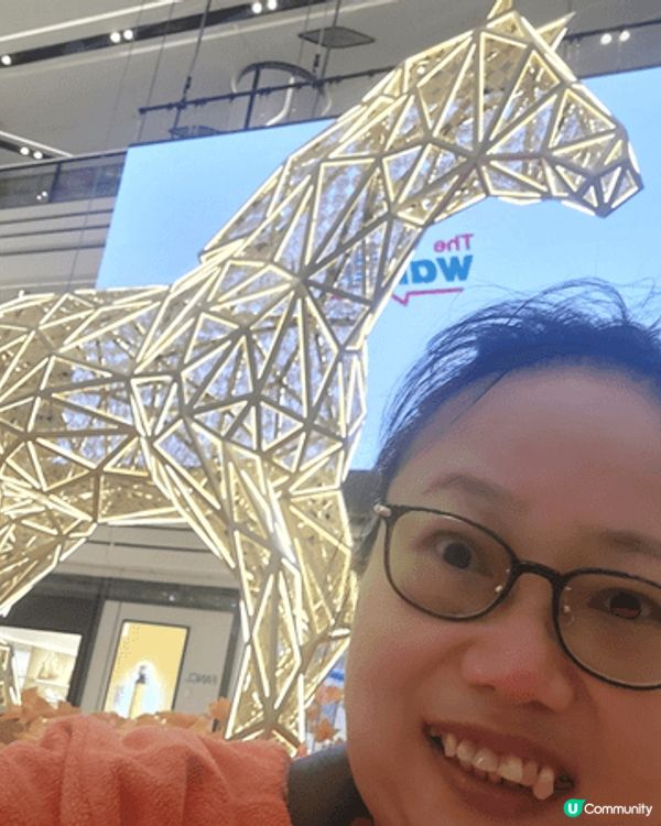 圍方駿馬，馬上圓夢，夢想得獎，獎糕醒神，神采飛揚，揚威四方